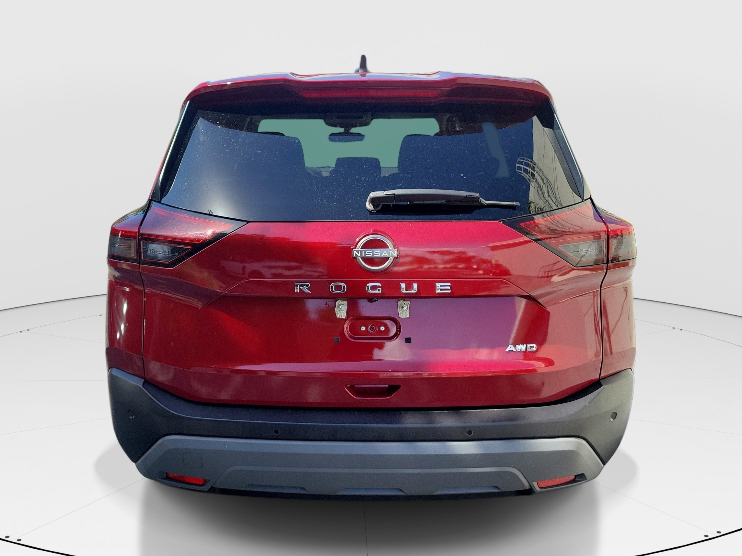 Used 2023 Nissan Rogue S AWD/4WD image 5