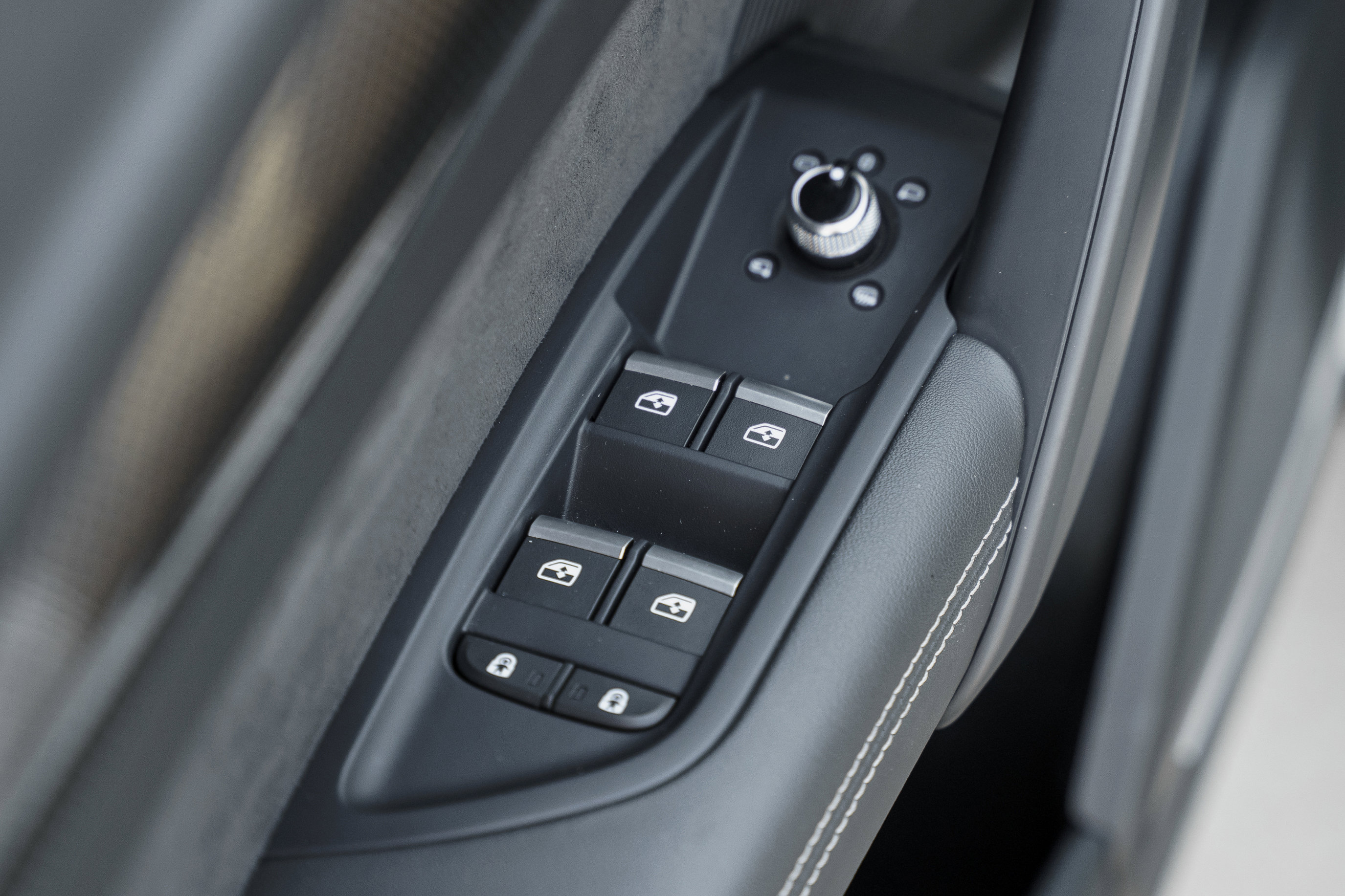 Used 2024 Audi SQ5 Prestige w/ Prestige Package image 25