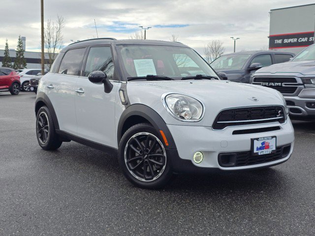 Used 2015 MINI Cooper Countryman S FWD image 1