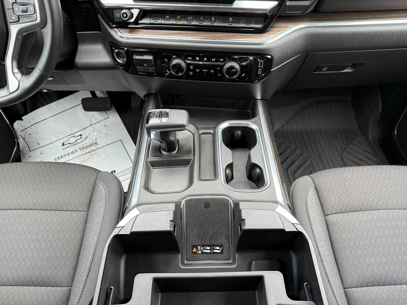 Used 2024 Chevrolet Silverado 1500 LT Trail Boss image 11
