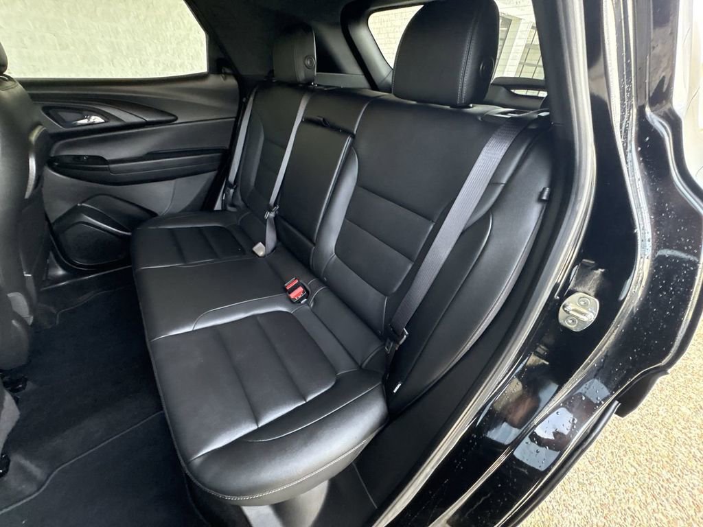 Certified 2021 Chevrolet TrailBlazer ACTIV w/ Technology Package AWD/4WD image 24