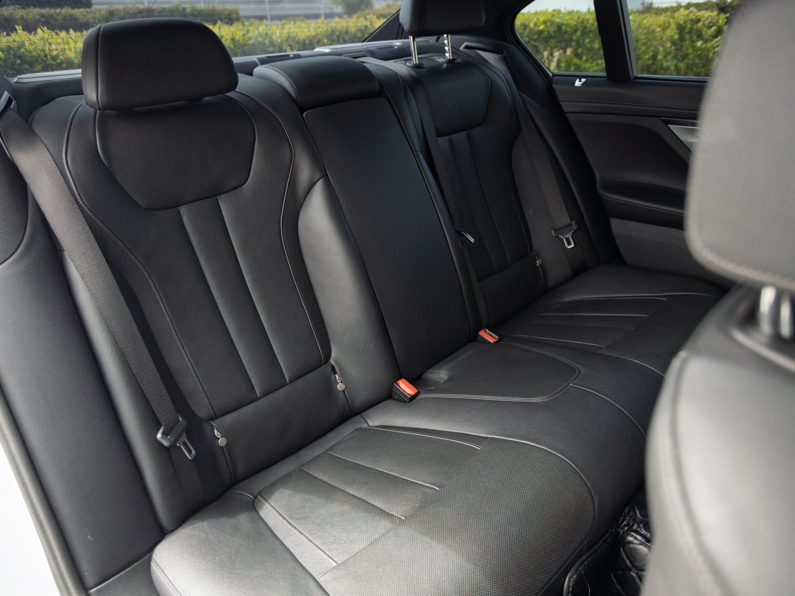 Used 2018 BMW 740i RWD image 23