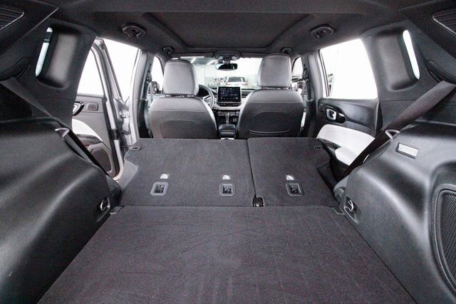 Used 2024 Jeep Compass Limited w/ Sun and Sound Group image 27