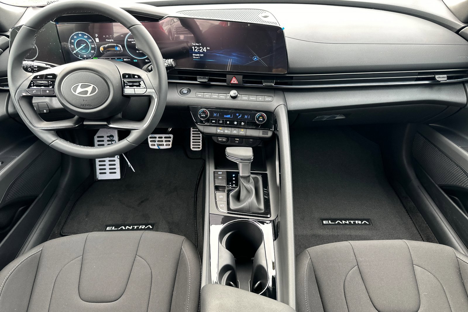 New 2026 Hyundai Elantra Sport FWD image 13
