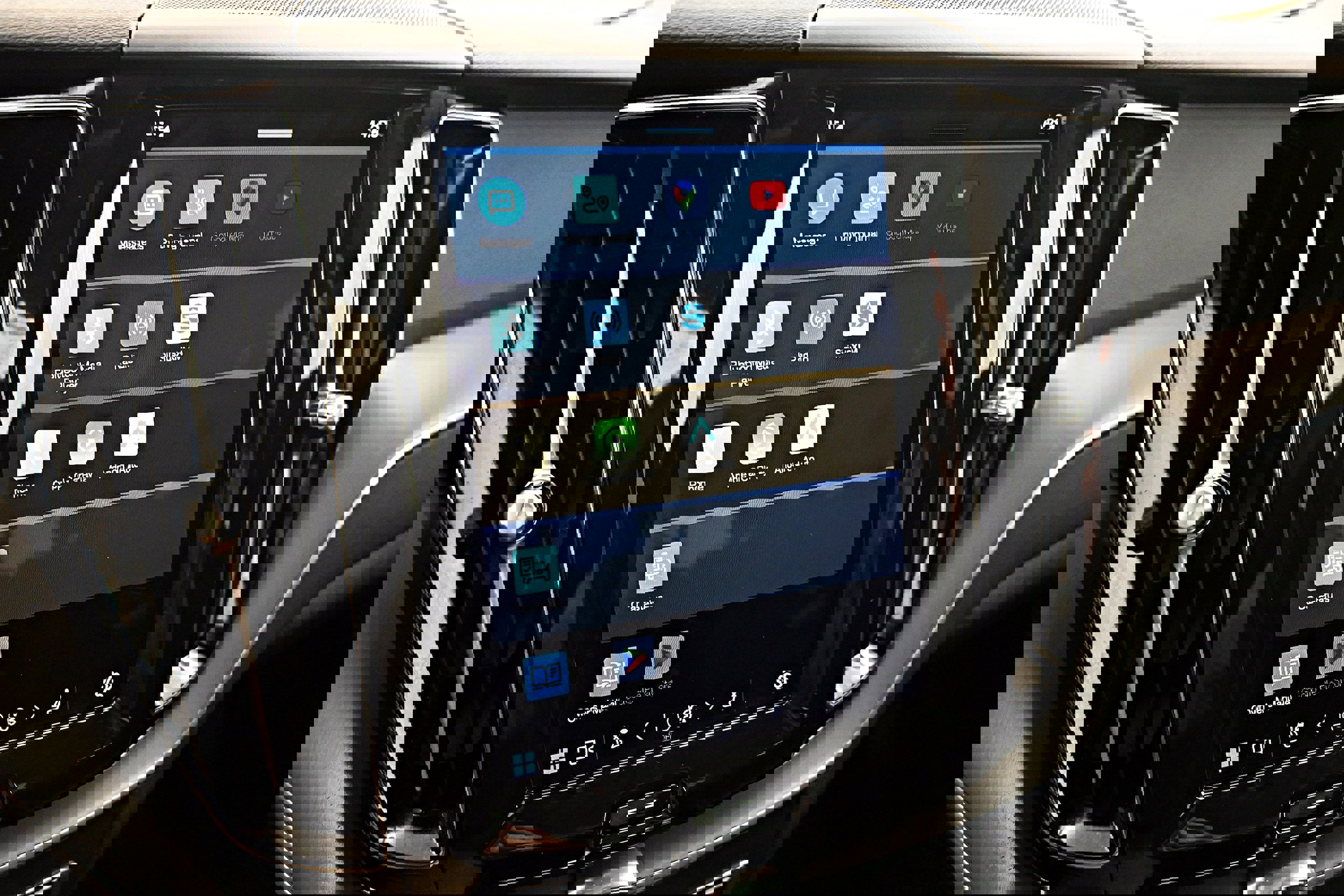 Used 2023 Volvo XC60 B5 Core w/ Climate Package image 10