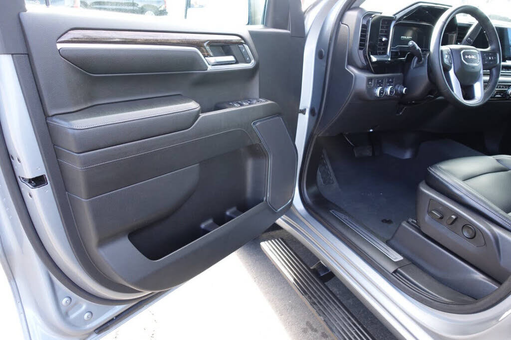 Used 2023 GMC Sierra 1500 Elevation AWD/4WD image 15