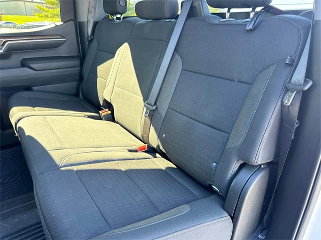 Used 2024 Chevrolet Silverado 1500 RST w/ Z71 Off-Road Package image 16