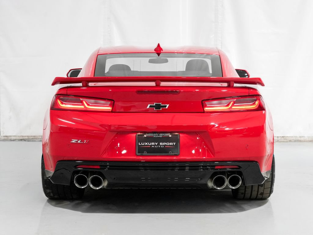 Used 2017 Chevrolet Camaro ZL1 RWD image 4