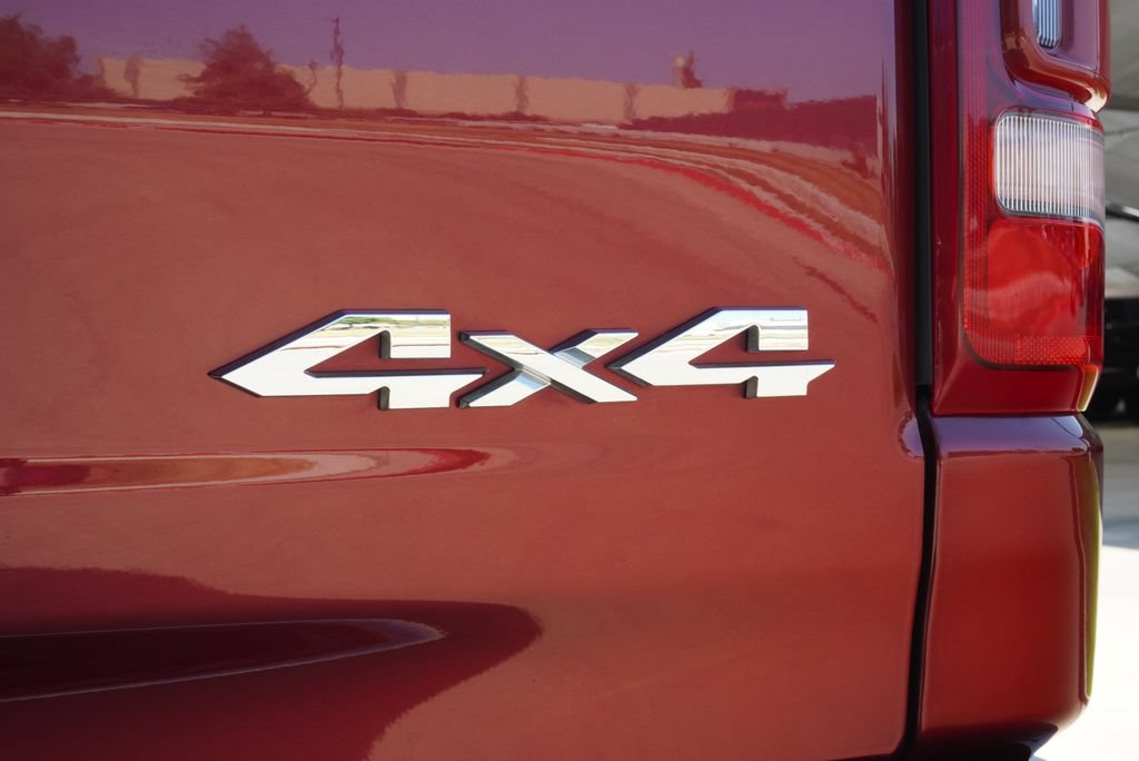 Used 2021 RAM 1500 Limited AWD/4WD image 10