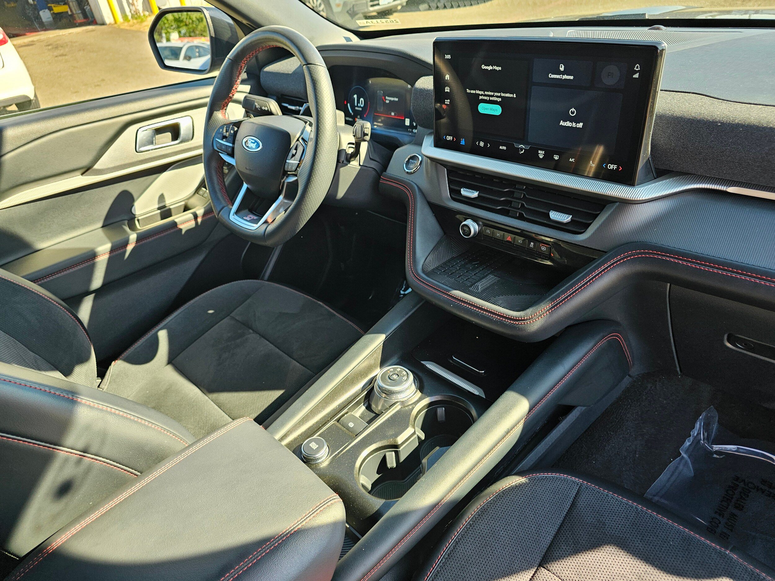 Used 2025 Ford Explorer ST w/ Sun And Sound Package AWD/4WD image 11
