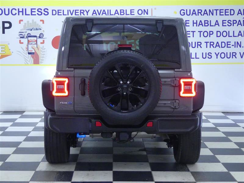 Used 2022 Jeep Wrangler Unlimited Sahara image 5