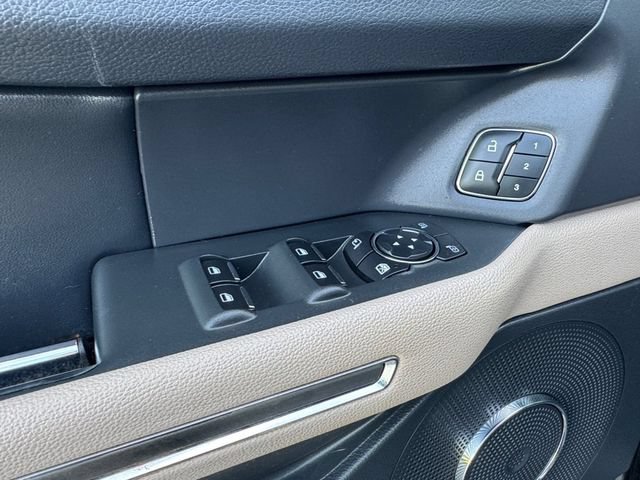 Used 2022 Ford Expedition XLT RWD image 5