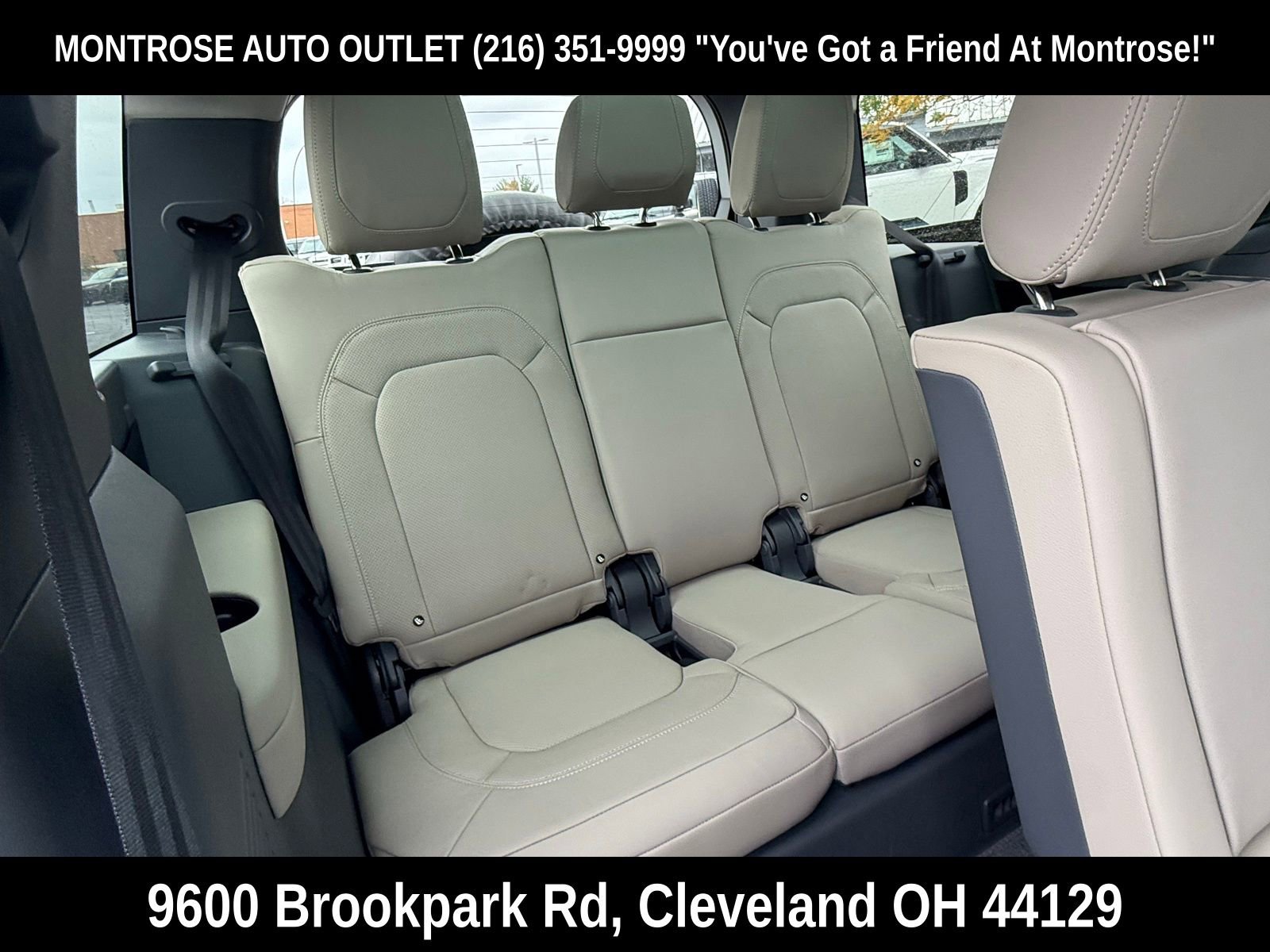 Used 2024 Land Rover Defender 130 S image 15