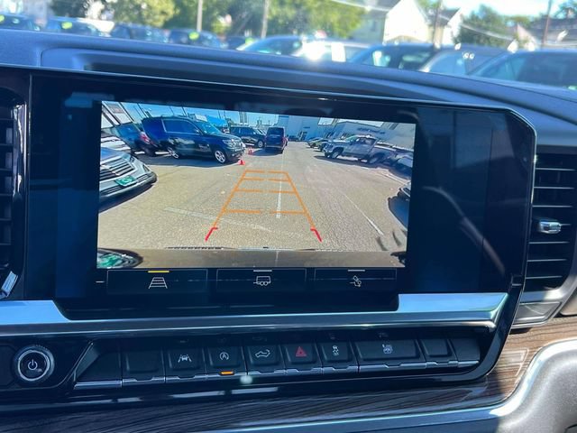 Used 2025 Chevrolet Silverado 1500 LT w/ Leather Package RWD image 29