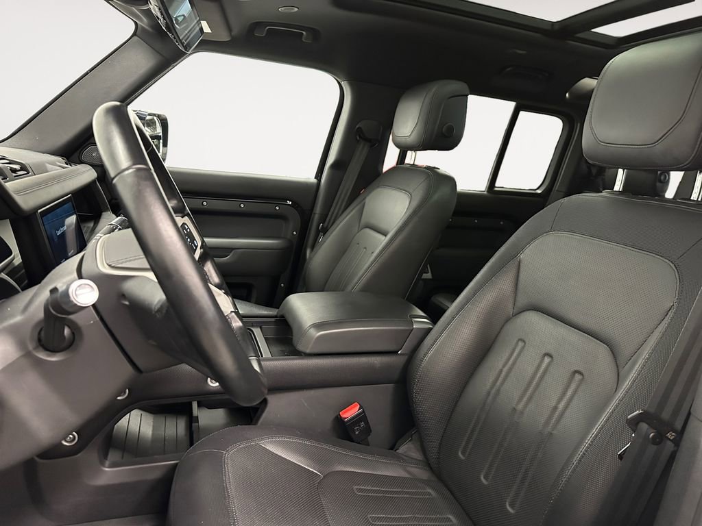 Used 2021 Land Rover Defender 110 X-Dynamic HSE image 9