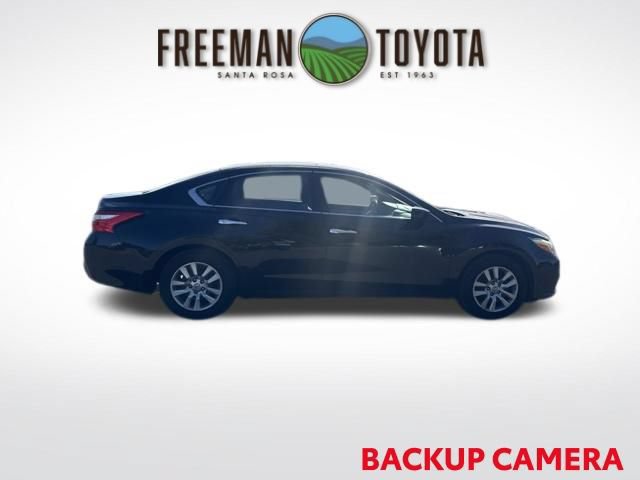 Used 2016 Nissan Altima 2.5 S w/ Power Driver Seat Package FWD image 4