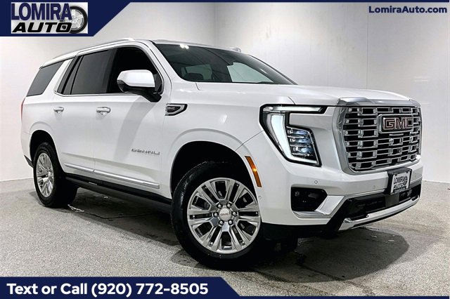 Used 2025 GMC Yukon Denali w/ Sun & Power Step Package
