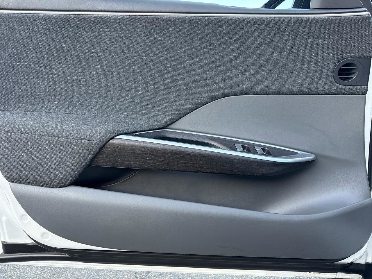 Used 2024 Lucid Air Touring image 26