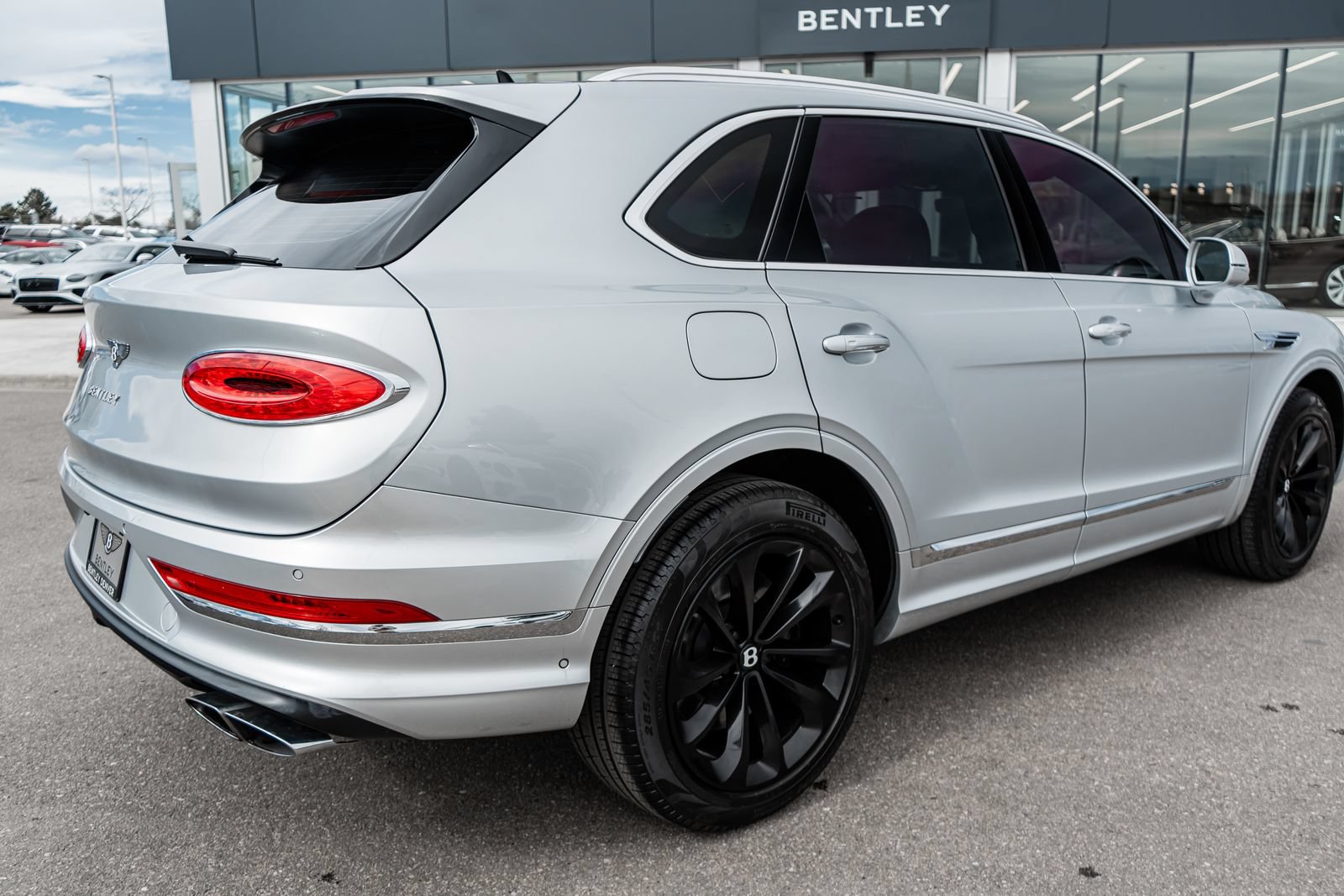 Certified 2023 Bentley Bentayga AWD/4WD image 13
