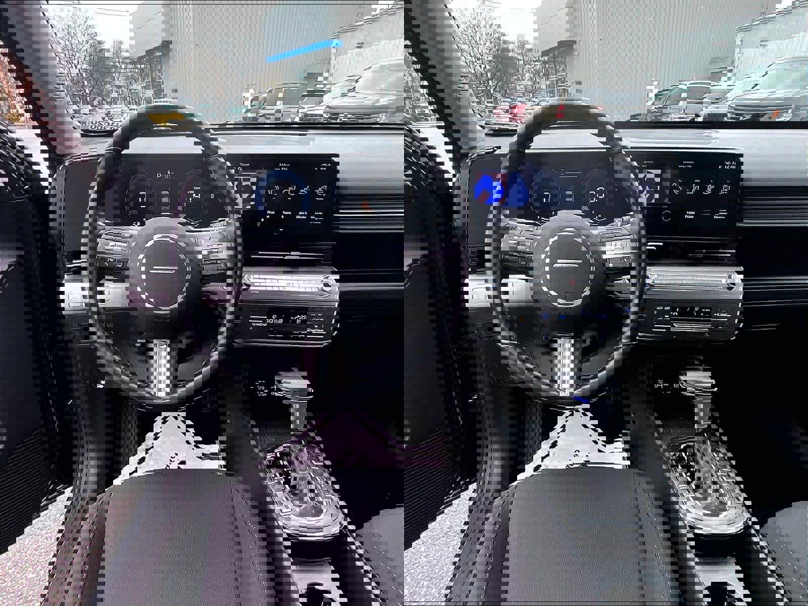 Used 2025 Hyundai Kona SEL image 17