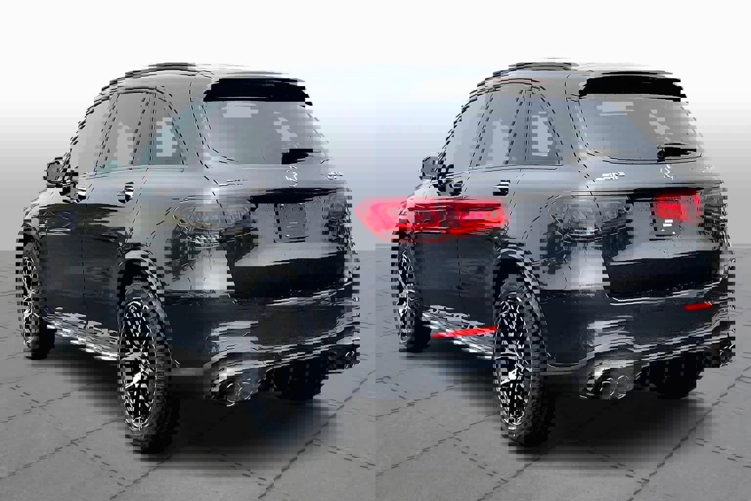 Used 2022 Mercedes-Benz GLC 43 AMG 4MATIC image 3