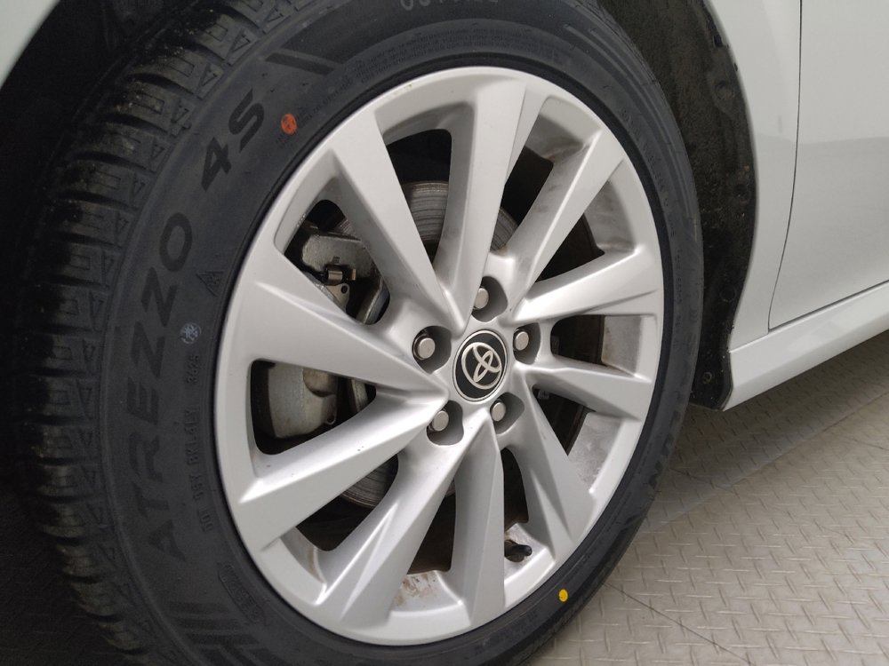 Used 2022 Toyota Camry LE image 31