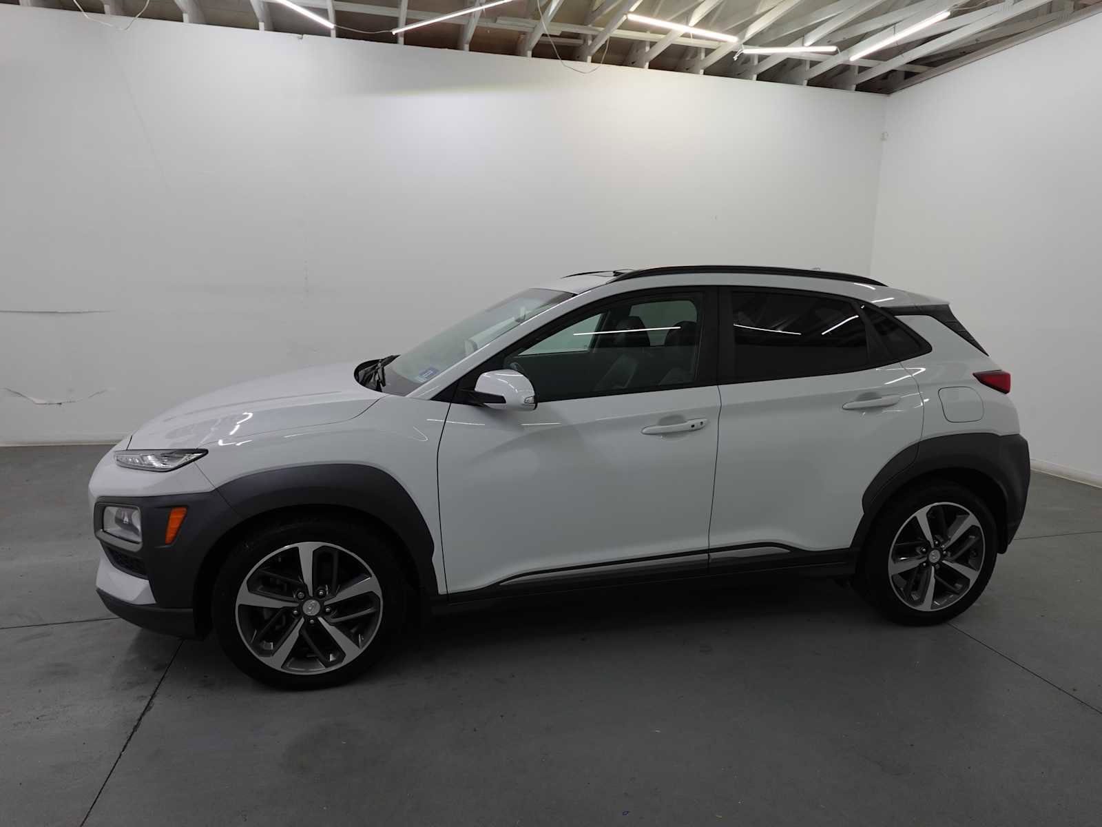 Used 2021 Hyundai Kona Limited AWD/4WD image 8
