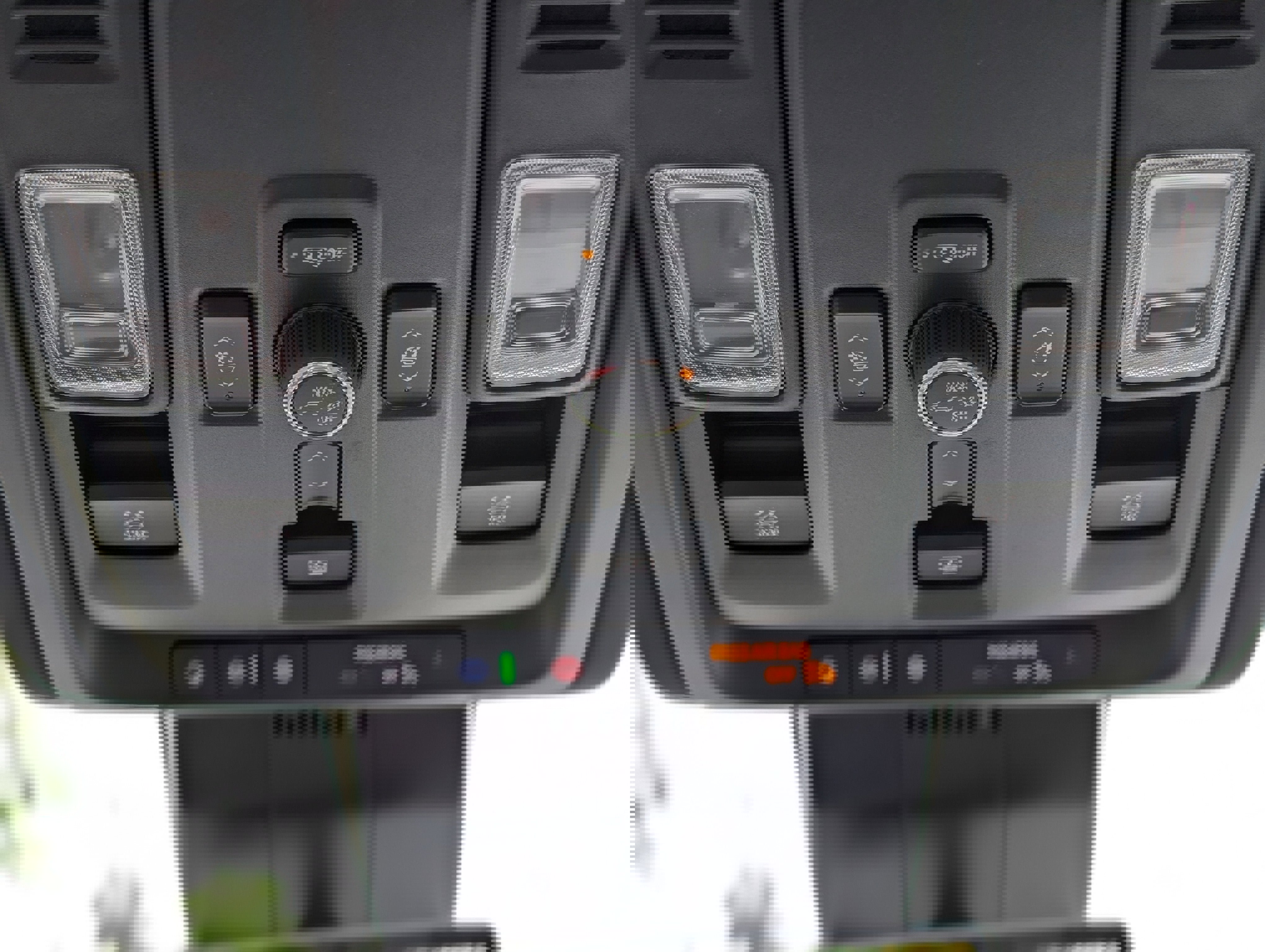 New 2025 Chevrolet Suburban Premier image 21