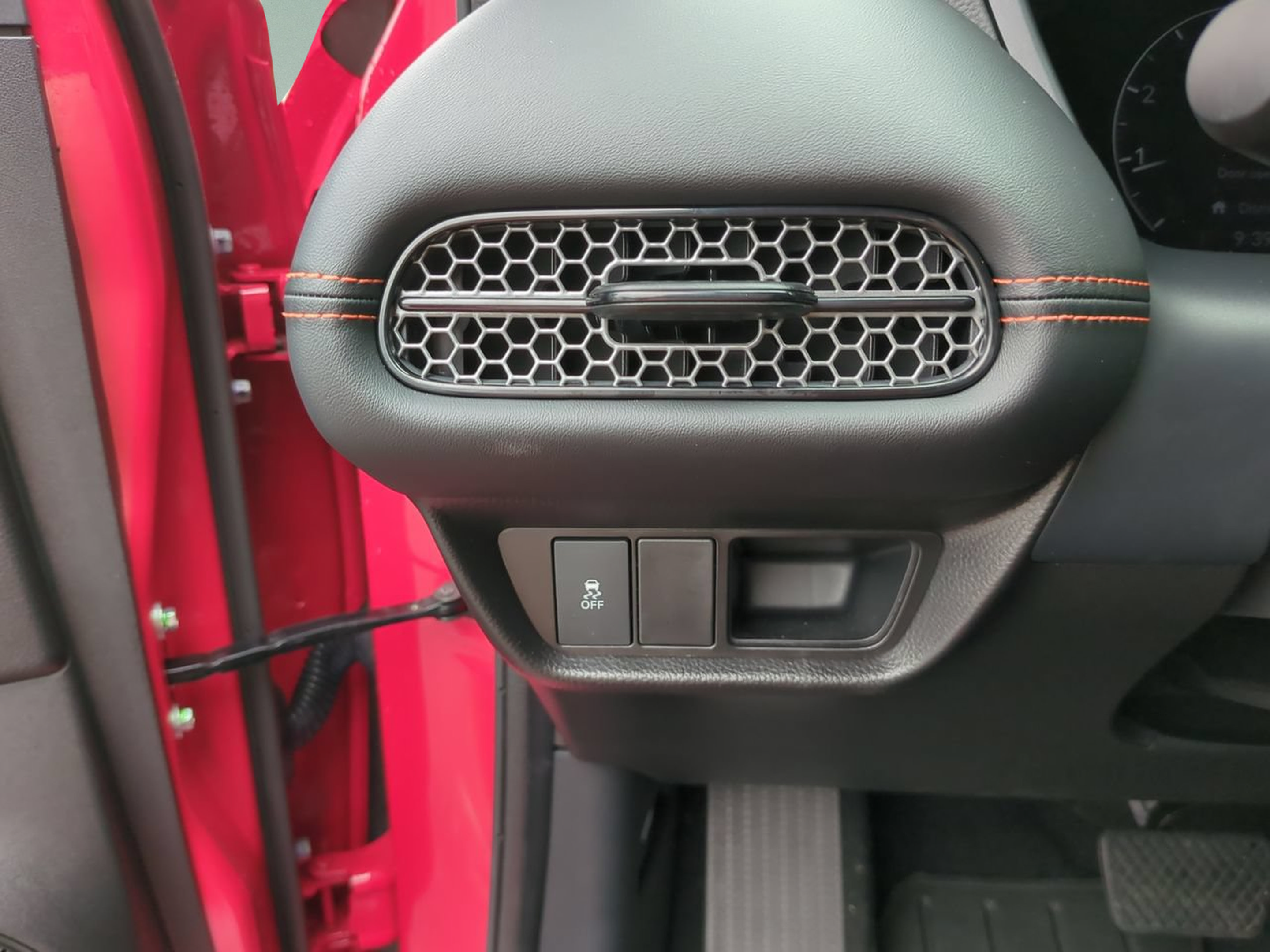 Certified 2026 Honda HR-V Sport image 14