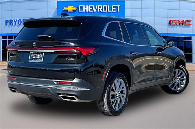 Used 2025 Buick Enclave Preferred image 5