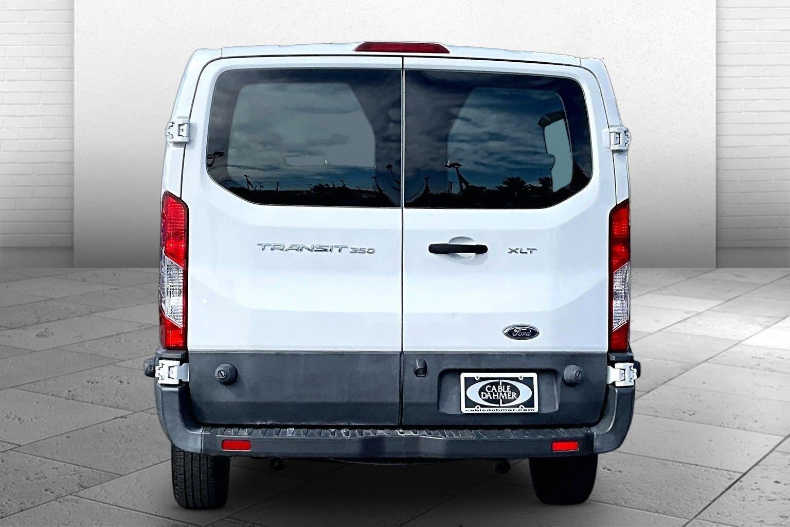 Used 2016 Ford Transit 350 XLT RWD image 3