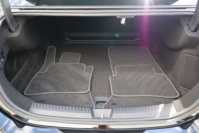 Used 2025 Mercedes-Benz E 350 4MATIC Sedan image 23