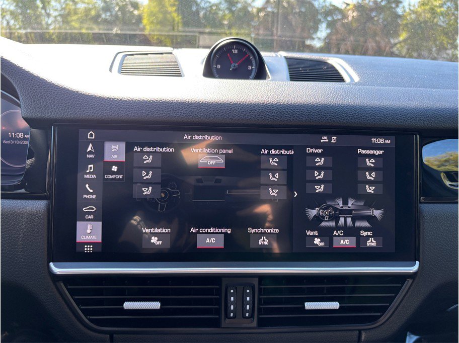 Used 2019 Porsche Cayenne image 36