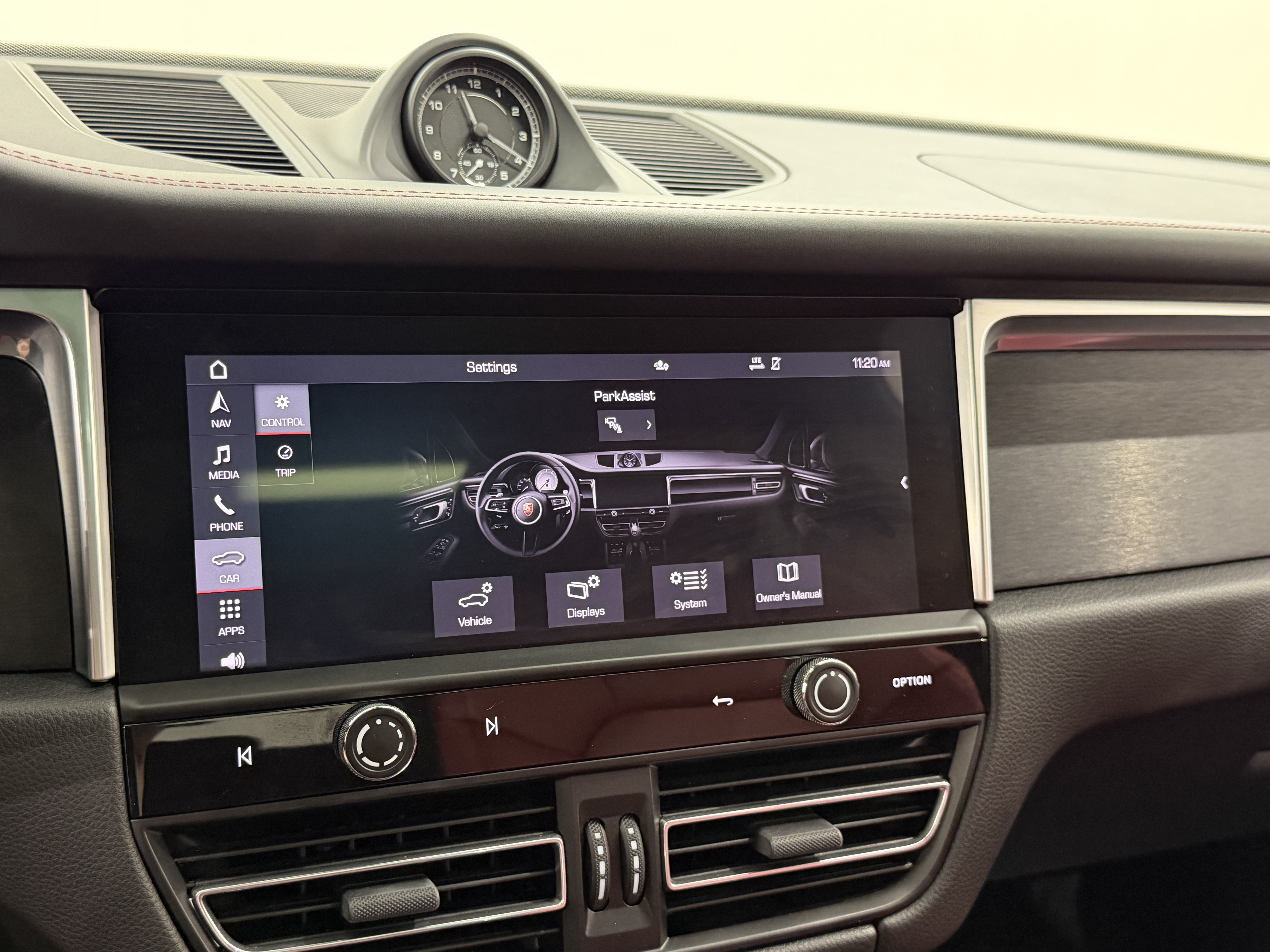 Certified 2023 Porsche Macan GTS AWD/4WD image 47