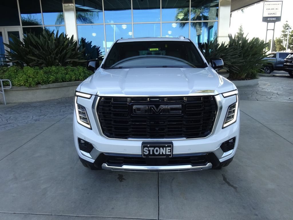 New 2026 GMC Yukon XL Denali w/ Denali Reserve Package AWD/4WD image 2