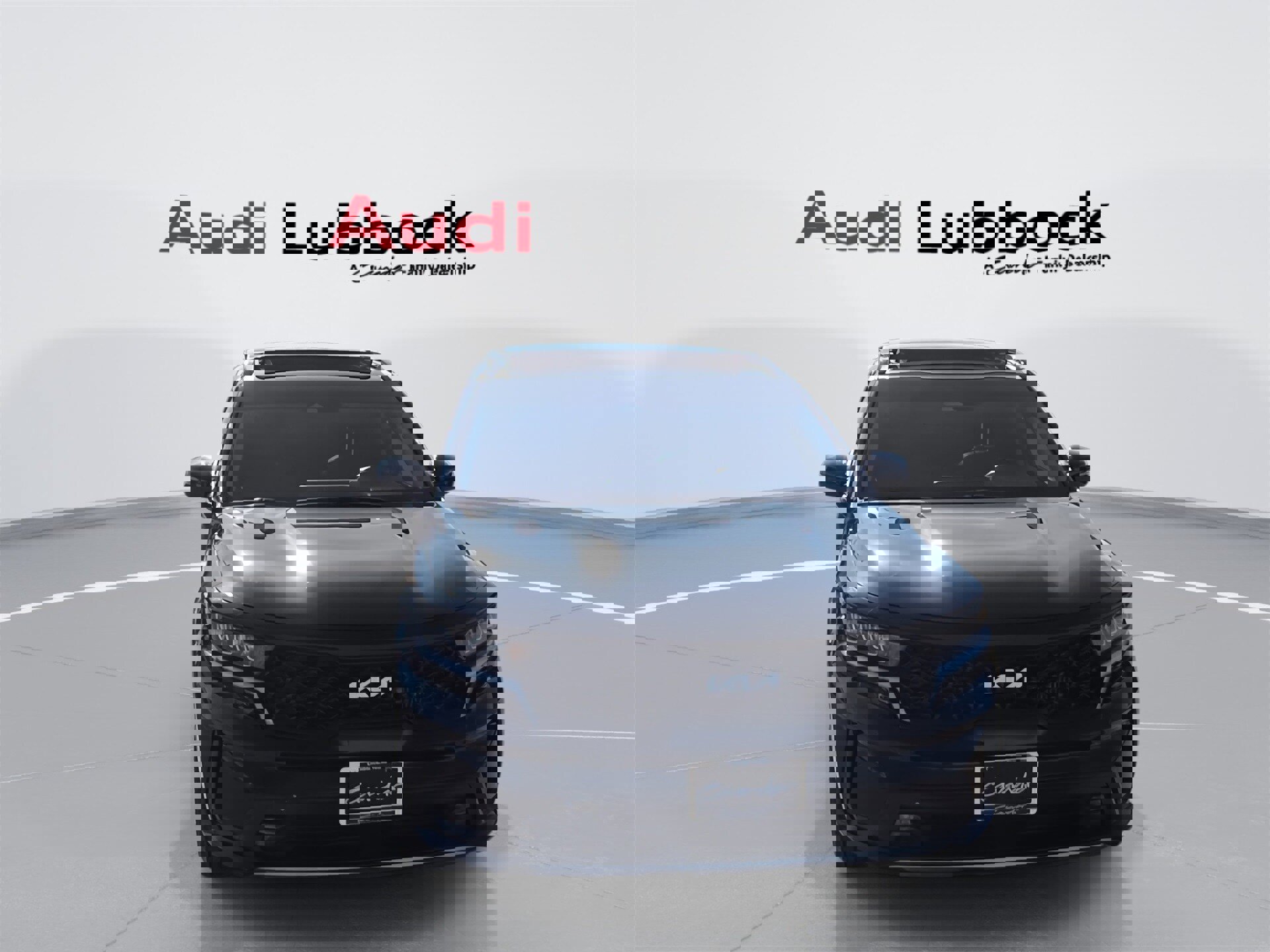 Used 2022 Kia Sorento EX w/ Panoramic Sunroof Package image 3