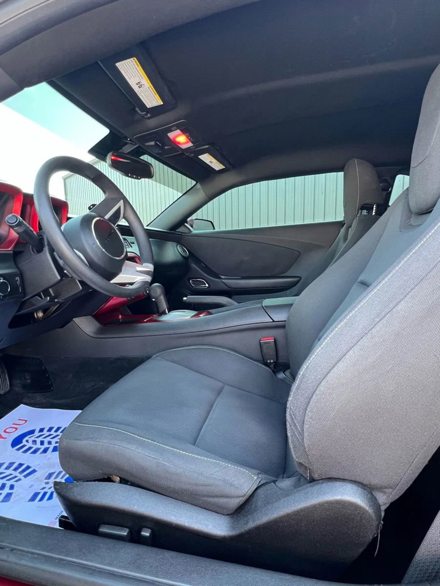 Used 2010 Chevrolet Camaro LT w/ RS Package image 9