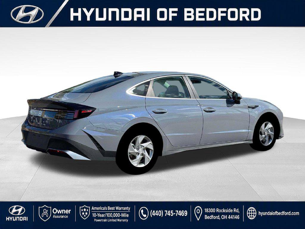 New 2026 Hyundai Sonata SE FWD image 8