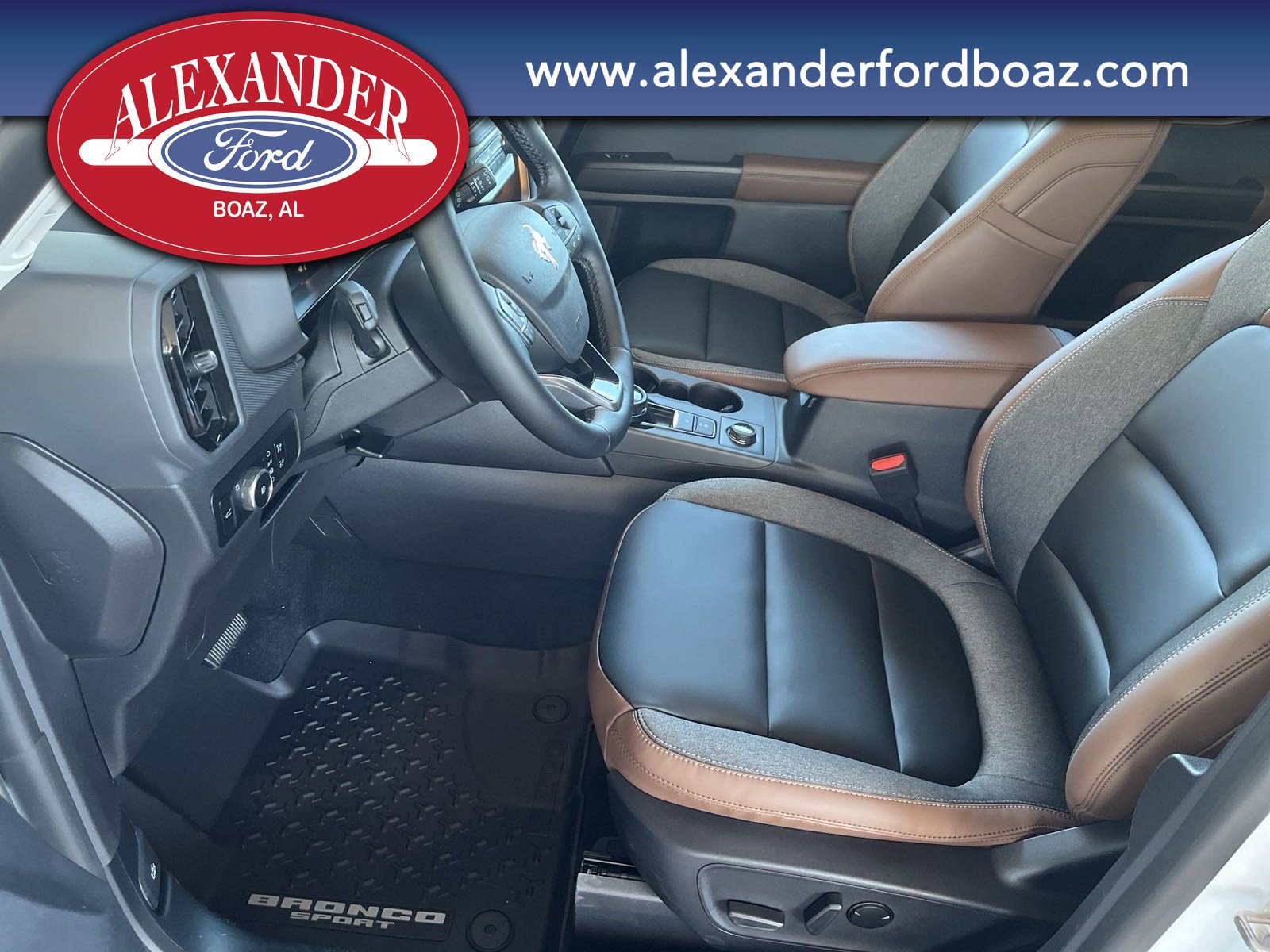 New 2024 Ford Bronco Sport Outer Banks w/ Tech Package image 9