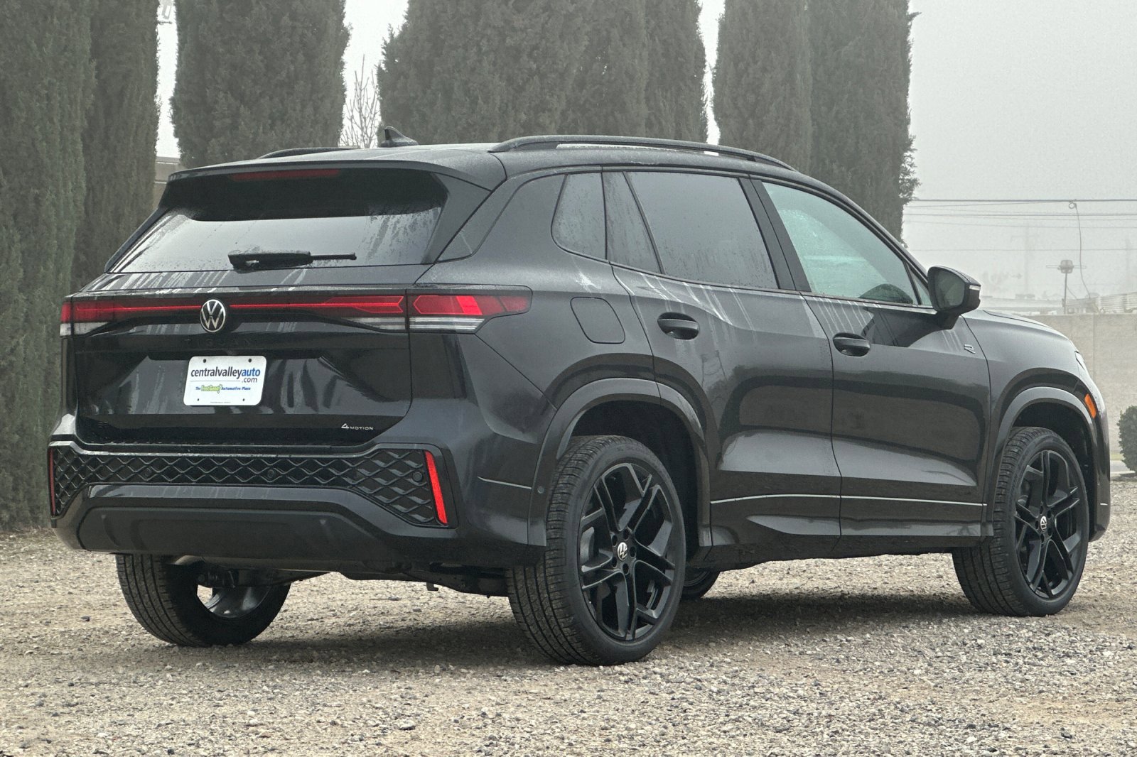 New 2026 Volkswagen Tiguan SE R-Line image 4