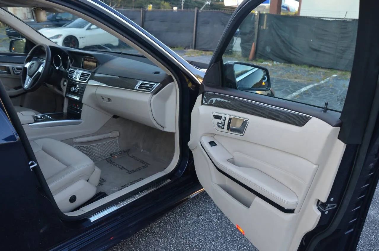 Used 2015 Mercedes-Benz E 350 Sedan image 9