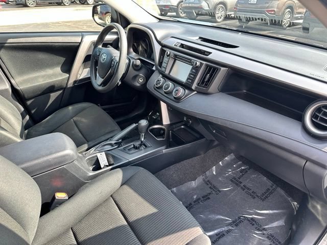 Used 2018 Toyota RAV4 LE w/ All Weather Liner Package AWD/4WD image 24
