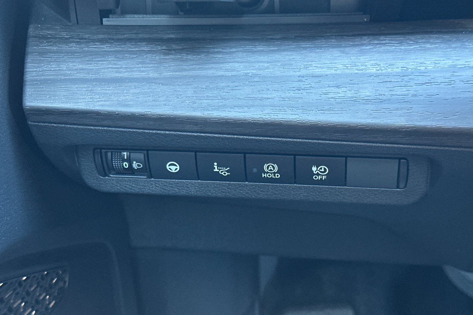 Certified 2023 Nissan Ariya FWD image 41