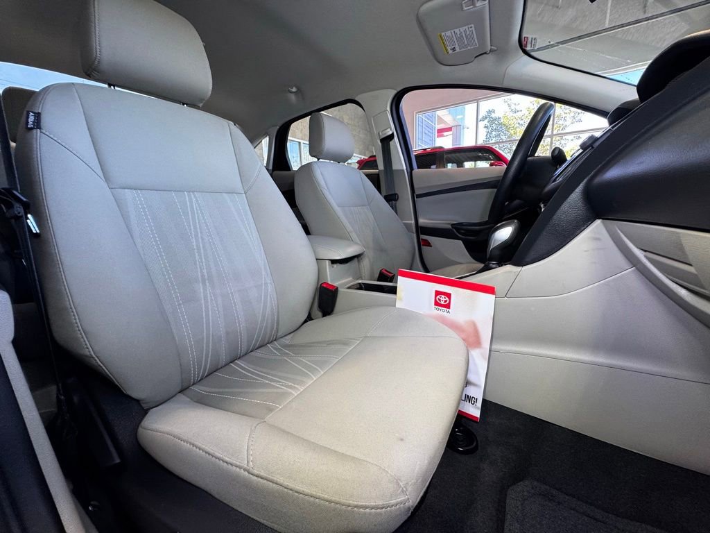 Used 2018 Ford Focus SE FWD image 47
