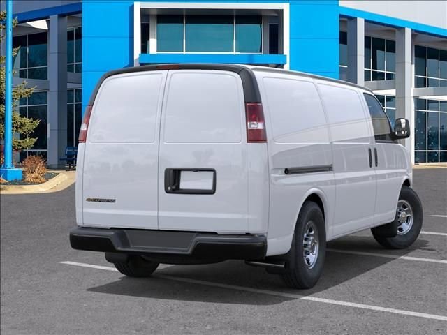 New 2026 Chevrolet Express 2500 w/ Driver Convenience Package RWD image 4