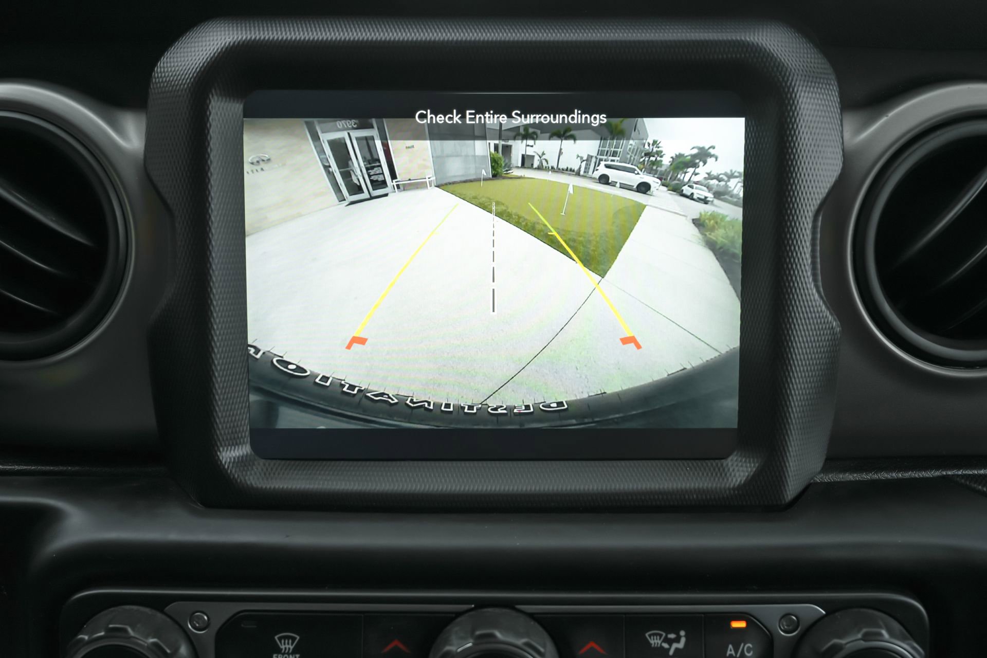 Used 2021 Jeep Wrangler Willys image 15