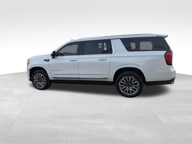 Used 2024 GMC Yukon XL Denali Ultimate image 9