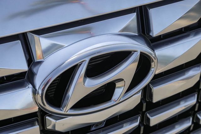 Certified 2024 Hyundai Palisade Calligraphy FWD image 7