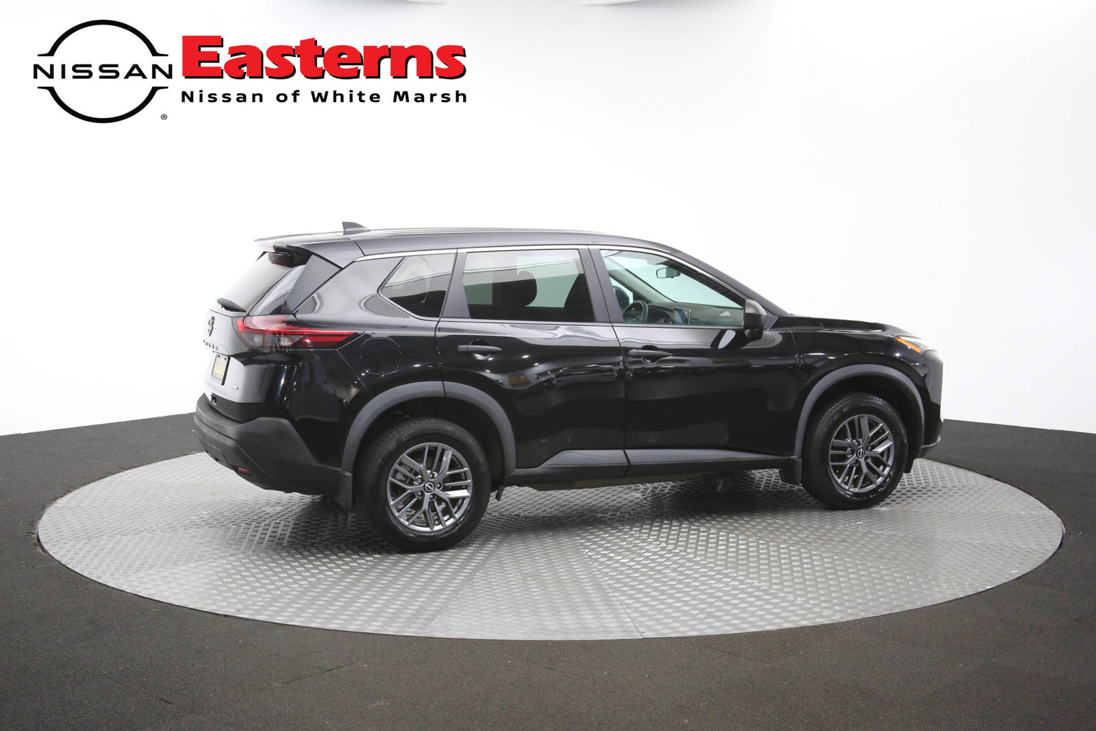 Used 2023 Nissan Rogue S AWD/4WD image 43