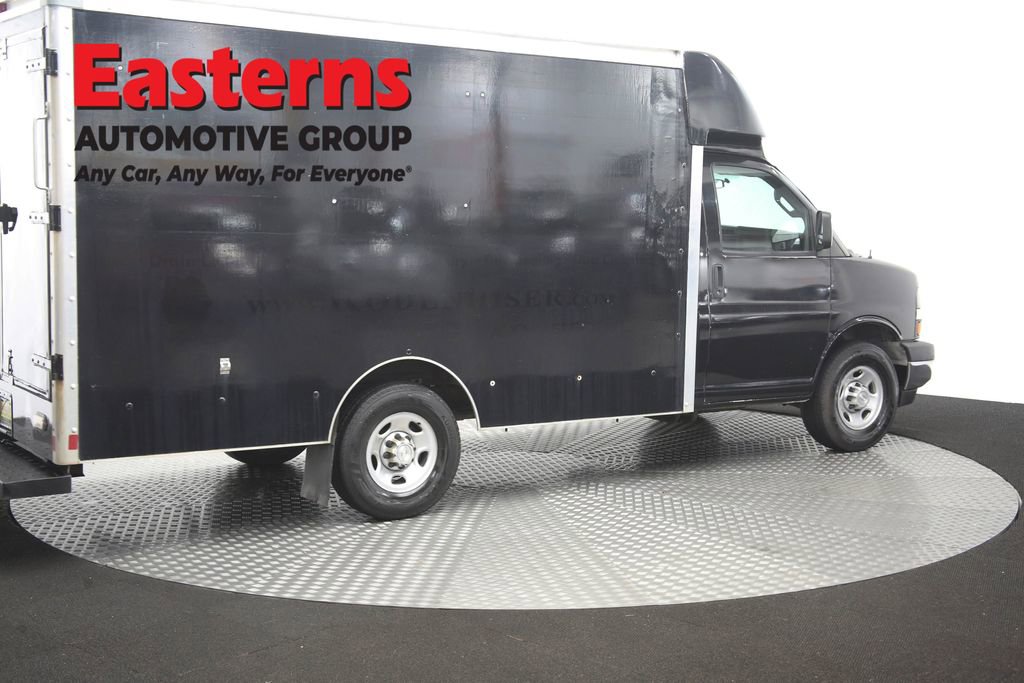 Used 2017 Chevrolet Express 3500 RWD image 39